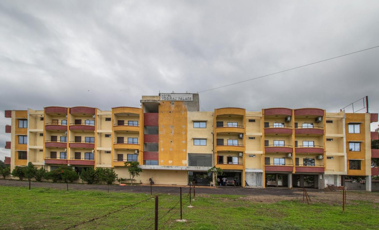 Hotel Yogiraj Palace Shegaon Ngoại thất bức ảnh