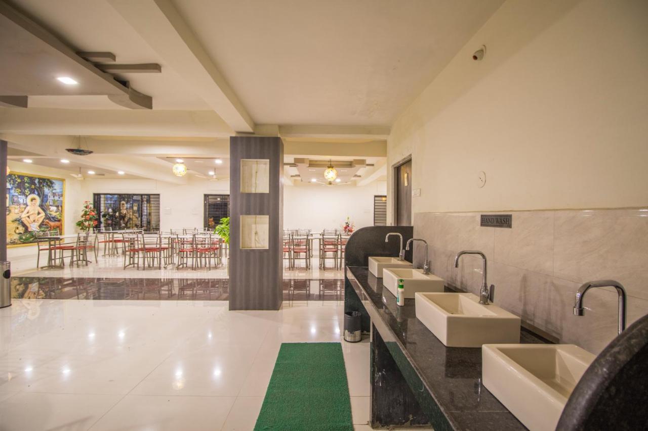 Hotel Yogiraj Palace Shegaon Ngoại thất bức ảnh